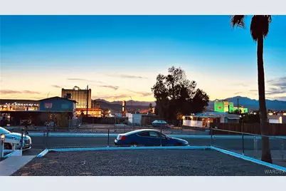 200 Lee Avenue, Bullhead City, AZ 86429 - Photo 7