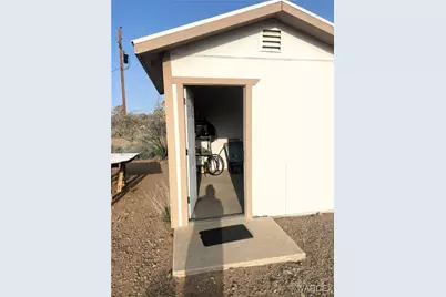 18500 N Pueblo Road, Dolan Springs, AZ 86441 - Photo 11
