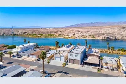 2412 Castle Rock Circle, Bullhead City, AZ 86442 - Photo 11