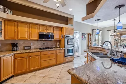 2412 Castle Rock Circle, Bullhead City, AZ 86442 - Photo 23