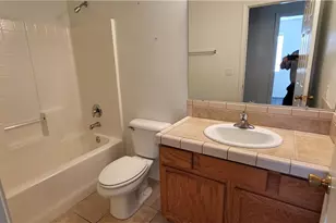 652 Holly St, Bullhead City, AZ 86442 - Photo 17