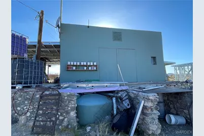 17500 N Needle Drive, Dolan Springs, AZ 86441 - Photo 13