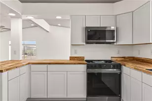 8286 S Green Valley Rd, Mohave Valley, AZ 86440 - Photo 13