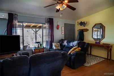 7190 E Red Barrel Road, Yucca, AZ 86438 - Photo 9