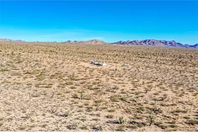 7190 E Red Barrel Road, Yucca, AZ 86438 - Photo 63