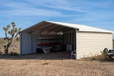 7190 E Red Barrel Road, Yucca, AZ 86438 - Photo 45
