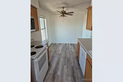 1280 Mohave Drive #30, Bullhead City, AZ 86442 - Photo 9