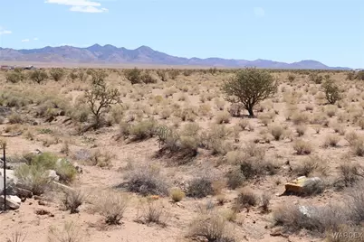 313-08-076 Edam, Kingman, AZ 86401 - Photo 3