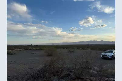 3834 Collins Drive, Golden Valley, AZ 86413 - Photo 21