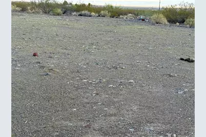 3834 Collins Drive, Golden Valley, AZ 86413 - Photo 5