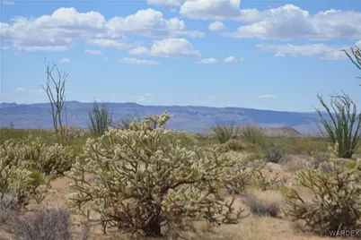 N12 Sundance Road, Yucca, AZ 86438 - Photo 29