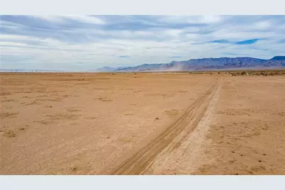 000 Rock Road, Kingman, AZ 86409 - Photo 5