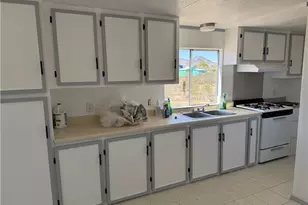 5232 N Cove Rd, Golden Valley, AZ 86413 - Photo 11