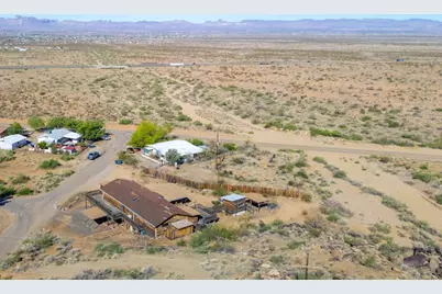 3485 Mountain Drive, Golden Valley, AZ 86413 - Photo 77