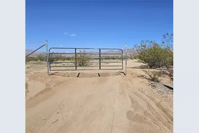 21 F-2 S Silverado Parkway West, Kingman, AZ 86401 - Photo 1