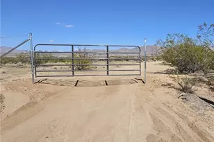 21 F-2 S Silverado Parkway W, Kingman, AZ 86401 - Photo 1