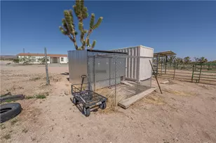 26012 N Hummingbird Ln, Meadview, AZ 86444 - Photo 17