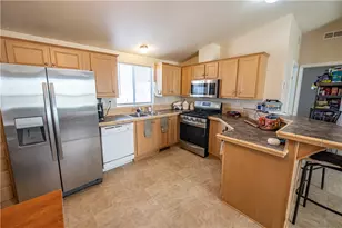 26012 N Hummingbird Ln, Meadview, AZ 86444 - Photo 21