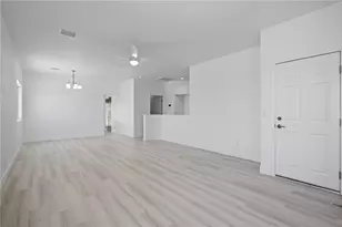 2705 W Shauna Dr, Golden Valley, AZ 86413 - Photo 9