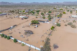 4070 N Cowlic Rd, Golden Valley, AZ 86413 - Photo 37