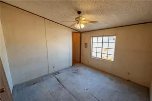 4070 N Cowlic Rd, Golden Valley, AZ 86413 - Photo 15