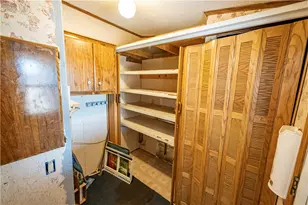 4070 N Cowlic Rd, Golden Valley, AZ 86413 - Photo 9