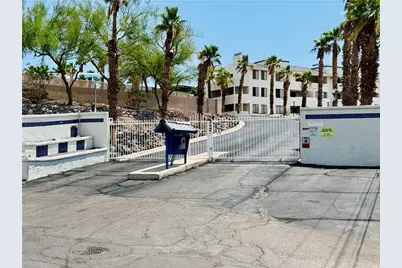 2022 Merrill Lane #4F, Bullhead City, AZ 86442 - Photo 3