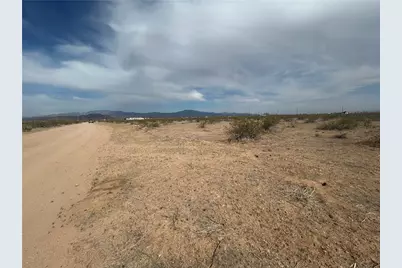 0000 Zora Drive, Golden Valley, AZ 86413 - Photo 9