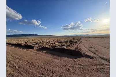 000 N Dustin Drive, Kingman, AZ 86401 - Photo 5