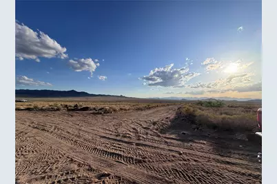 000 N Dustin Drive, Kingman, AZ 86401 - Photo 5