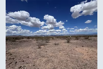 000 N Dome Road, Golden Valley, AZ 86413 - Photo 3