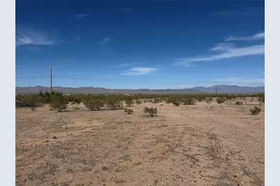 000 S Concho, Golden Valley, AZ 86413 - Photo 9