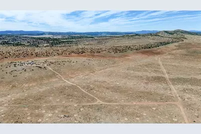 301-34-019 N James Sheriff Road, Seligman, AZ 86337 - Photo 11