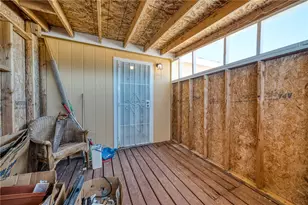 19532 S Lone Ranger Rd, Yucca, AZ 86438 - Photo 17