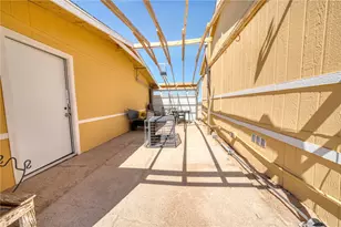 19532 S Lone Ranger Rd, Yucca, AZ 86438 - Photo 13