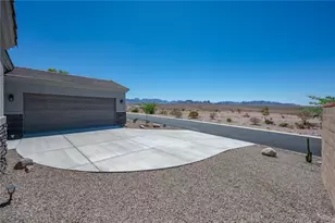 3259 Esmerelda Dr, Bullhead City, AZ 86429 - Photo 15