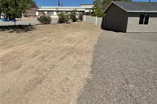 13228 San Luis, Topock, AZ 86436 - Photo 33