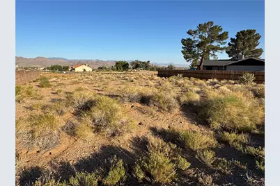 9653 N Vista Drive, Kingman, AZ 86401 - Photo 1