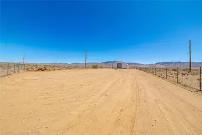 7215 N Highway 93, Golden Valley, AZ 86413 - Photo 17