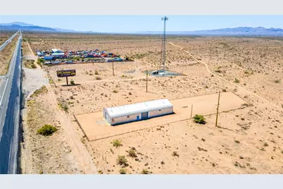 7215 N Highway 93, Golden Valley, AZ 86413 - Photo 11