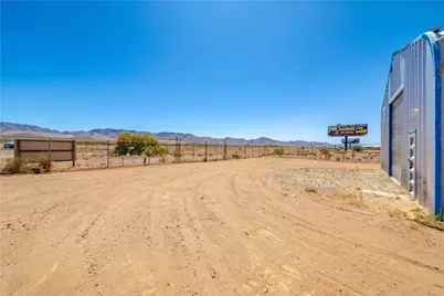 7215 N Highway 93, Golden Valley, AZ 86413 - Photo 23