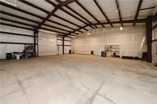 5730 W Golden Valley Dr, Golden Valley, AZ 86413 - Photo 47