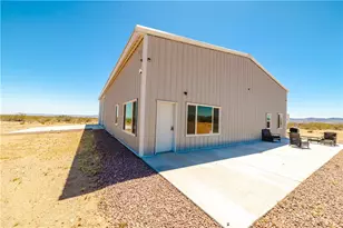 5730 W Golden Valley Dr, Golden Valley, AZ 86413 - Photo 7