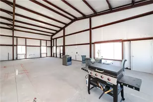 5730 W Golden Valley Dr, Golden Valley, AZ 86413 - Photo 33