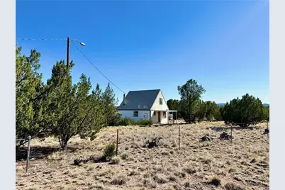 26915 W El Dorado Drive, Seligman, AZ 86337 - Photo 1
