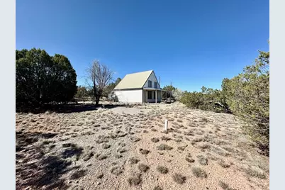 26915 W El Dorado Drive, Seligman, AZ 86337 - Photo 15