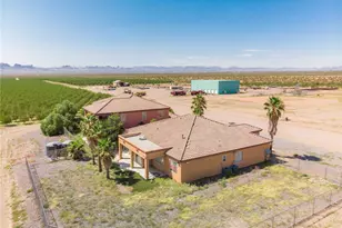 4536 Dora Dr, Golden Valley, AZ 86413 - Photo 7