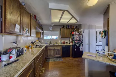 932 Riverfront Drive, Bullhead City, AZ 86442 - Photo 11