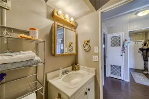 932 Riverfront Dr, Bullhead City, AZ 86442 - Photo 21