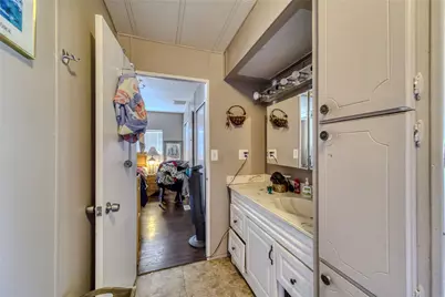 932 Riverfront Drive, Bullhead City, AZ 86442 - Photo 29